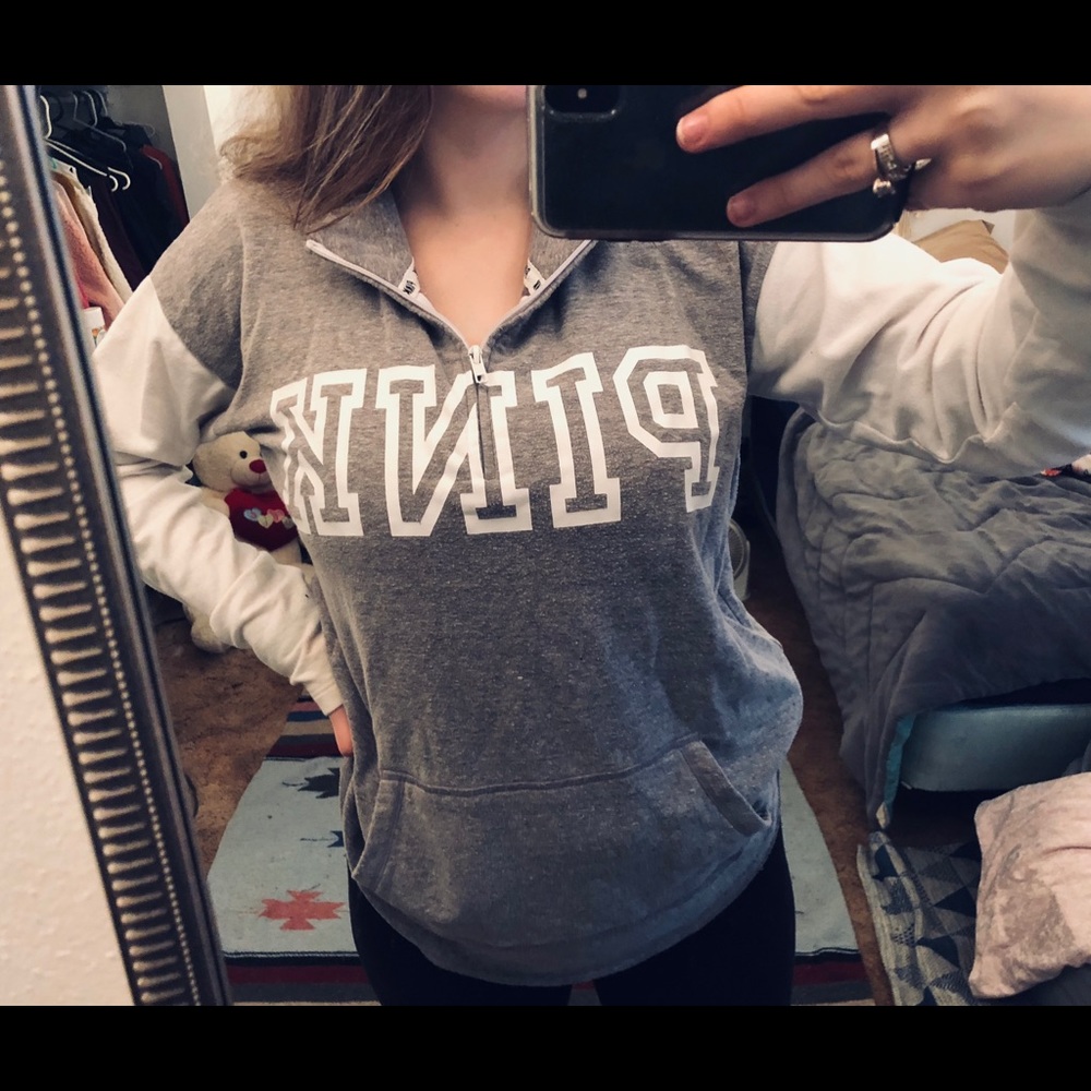 Victoria’s Secret Pink pullover half zip up